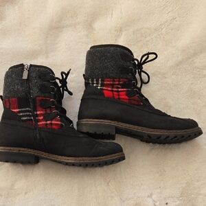 Plaid Winter & Rain Boots - Black and Red